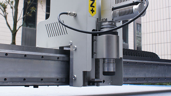 振動刀皮革切割機